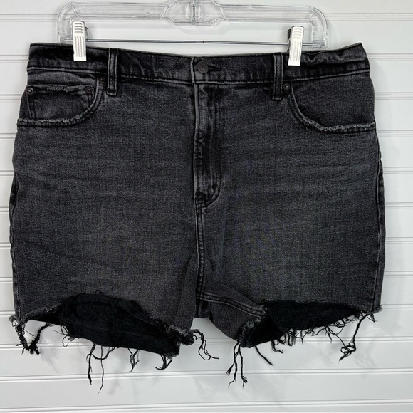 Abercrombie & Fitch women’s faded black high rise frayed edge shorts. Size 33 - Picture 1 of 5